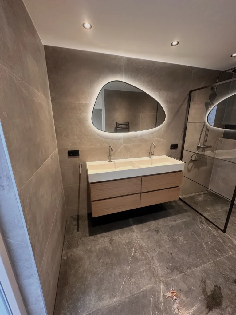 Garageverbouwing met slaapkamer en badkamer in Kwadendamme door J.F. Peeters – foto 4