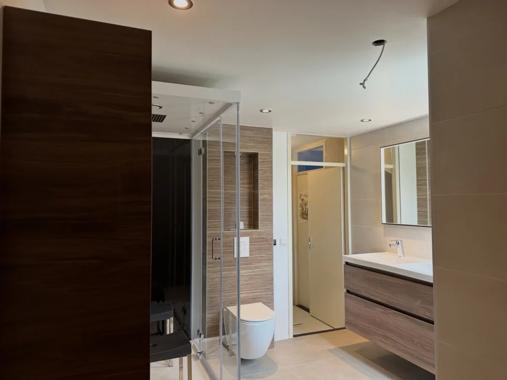 Garageopbouw en nieuwe badkamer in Goes door J.F. Peeters – foto 6